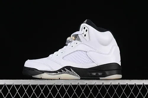 All categories Air Jordan Jordan series basketball shoes Air Jordan 5 P version Air Jordan 5 Retro AJ5 Joe 5 silver black DD0587-110